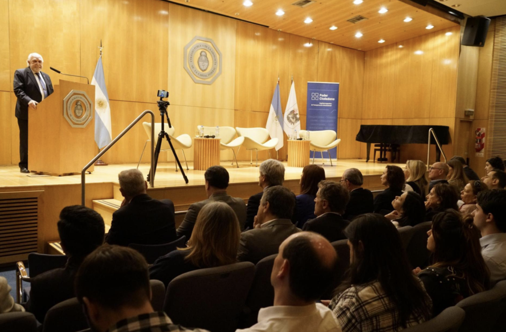 POR LA LIBERTAD DE EXPRESIÓN Y CONTRA LOS DISCURSOS DE ODIO
